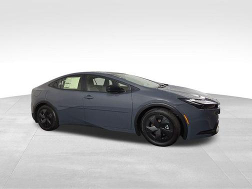 2025 Toyota Prius Plug-In Hybrid SE