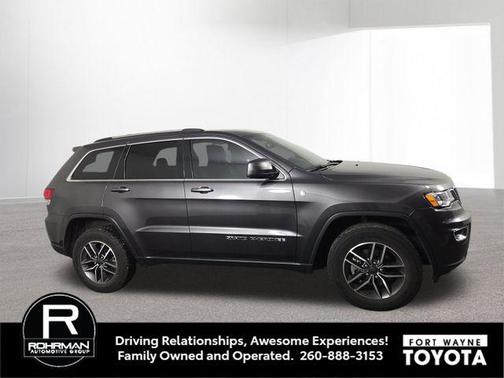 2020 Jeep Grand Cherokee Laredo