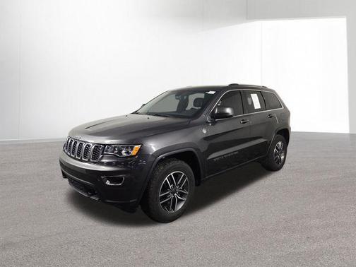 2020 Jeep Grand Cherokee Laredo