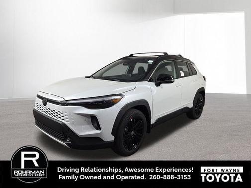 Wind Chill Pearl/Jet Black 2026 Toyota Corolla Hybrid SE