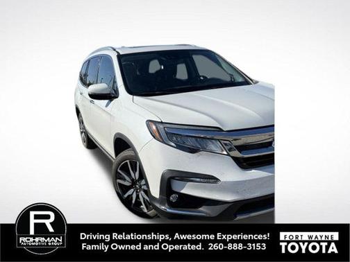 Platinum White Pearl 2021 Honda Pilot AWD Elite