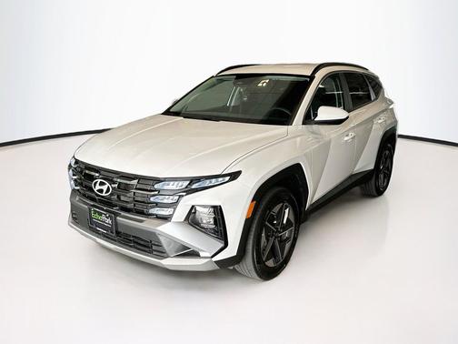 Serenity White Pearl 2026 Hyundai TUCSON SEL