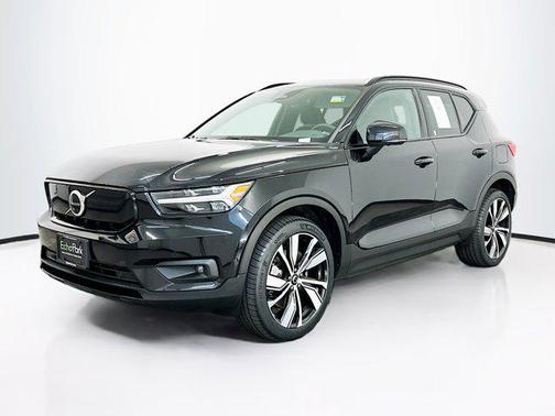 Onyx Black Metallic 2022 Volvo XC40 Recharge Pure Electric P8 Twin Ultimate