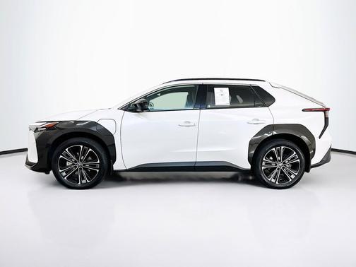 Wind Chill Pearl 2023 Toyota bZ4X Limited