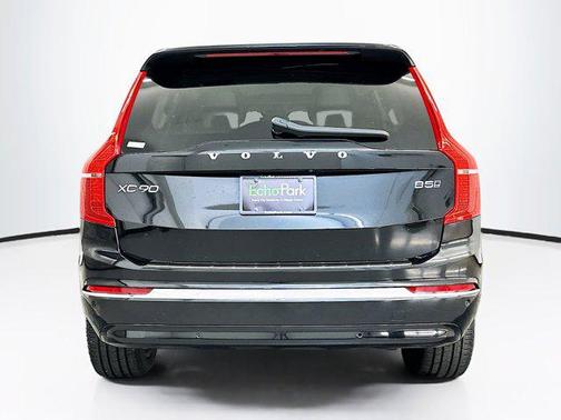 2024 Volvo XC90 B5 Core Bright Theme