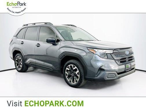 2025 Subaru Forester Base