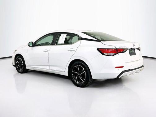 Aspen White Tricoat 2024 Nissan Sentra SV