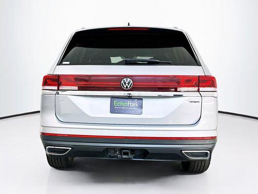2024 Volkswagen Atlas 2.0T SE w/Technology 4MOTION