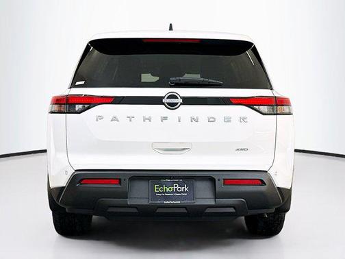 2024 Nissan Pathfinder S 4WD