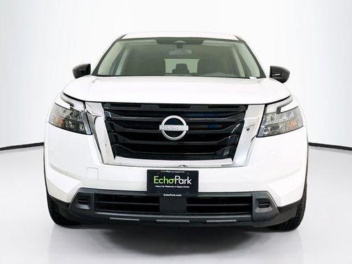 2024 Nissan Pathfinder S 4WD