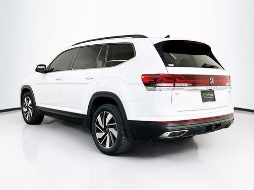 2025 Volkswagen Atlas 2.0T SE w/Technology 4MOTION