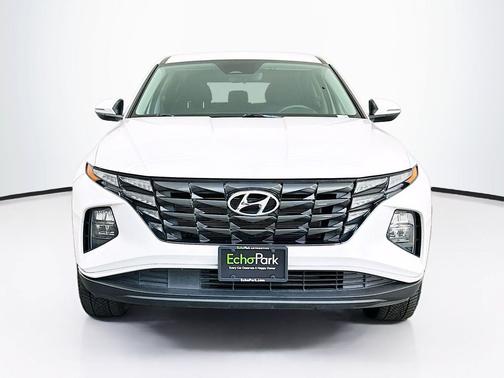 Quartz White 2022 Hyundai TUCSON SE