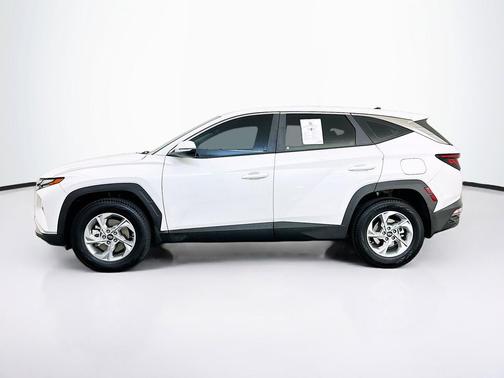 Quartz White 2022 Hyundai TUCSON SE