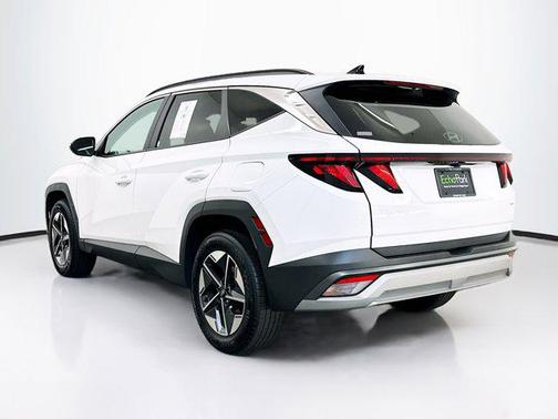 Serenity White Pearl 2025 Hyundai TUCSON SEL