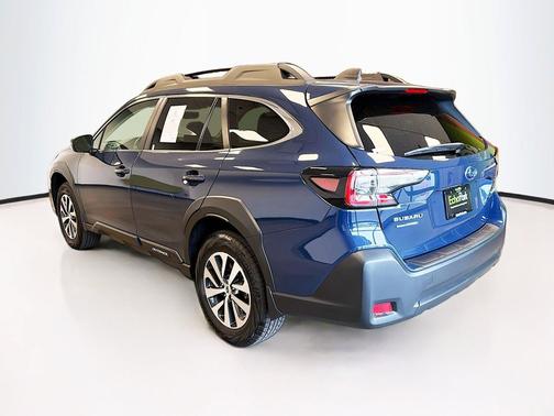 Cosmic Blue Pearl 2025 Subaru Outback Premium