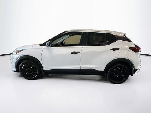 Fresh Powder 2023 Nissan Kicks S