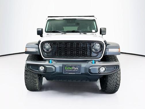 Bright White Clearcoat 2024 Jeep Wrangler 4xe Willys