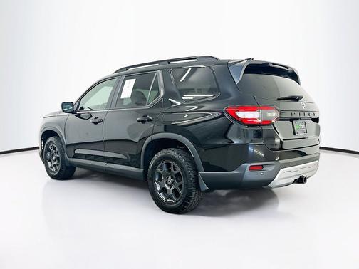 Black 2025 Honda Pilot TrailSport
