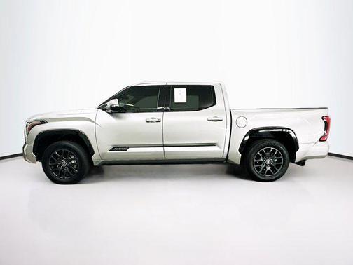 2022 Toyota Tundra Platinum