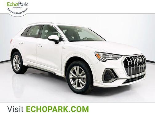 2024 Audi Q3 Premium 45 TFSI S line quattro Tiptronic