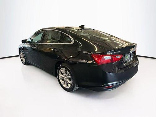 Mosaic Black Metallic 2024 Chevrolet Malibu FWD 1LT