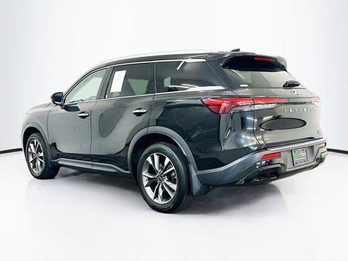 Mineral Black 2023 INFINITI QX60 Luxe