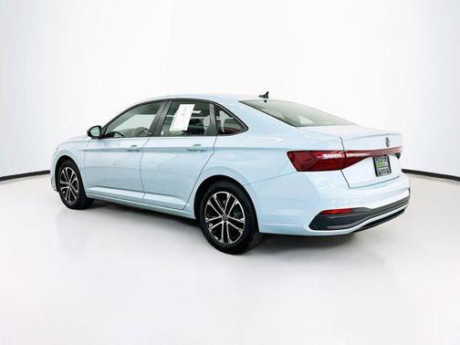 Platinum Gray Metallic 2025 Volkswagen Jetta 1.5T Sport