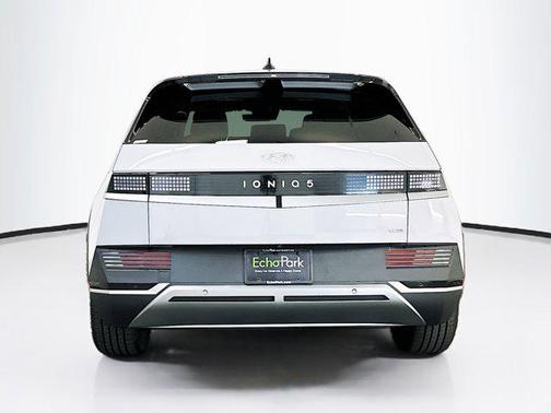 2024 Hyundai IONIQ 5 SE