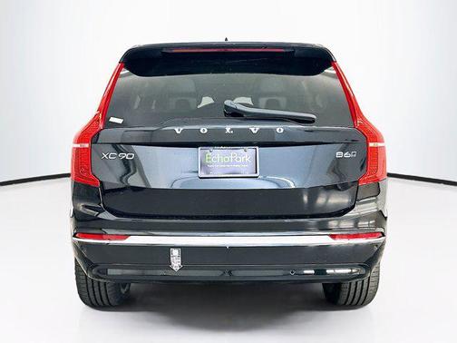2023 Volvo XC90 B6 Ultimate 6-Seater