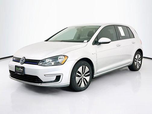 2016 Volkswagen e-Golf SE