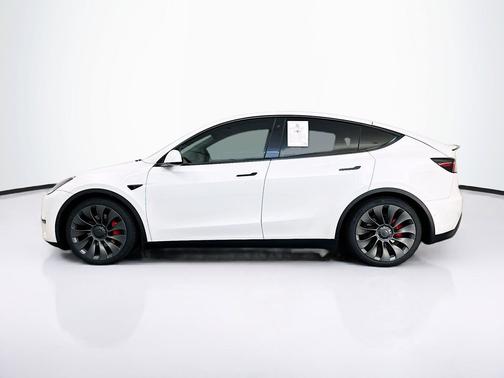 Pearl White Multi-Coat 2022 Tesla Model Y Performance Dual Motor All-Wheel Drive
