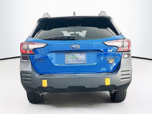 Geyser Blue 2022 Subaru Outback Wilderness