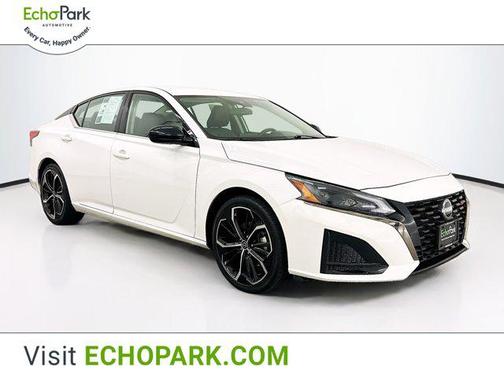 2023 Nissan Altima SR FWD