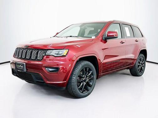 2022 Jeep Grand Cherokee Laredo