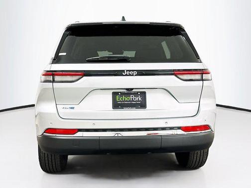 2022 Jeep Grand Cherokee 4xe Base