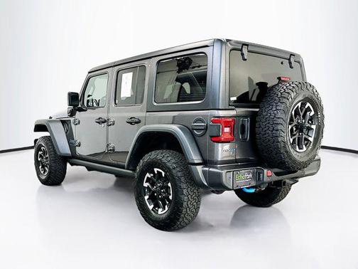 Granite Crystal Metallic Clearcoat 2025 Jeep Wrangler 4xe Rubicon