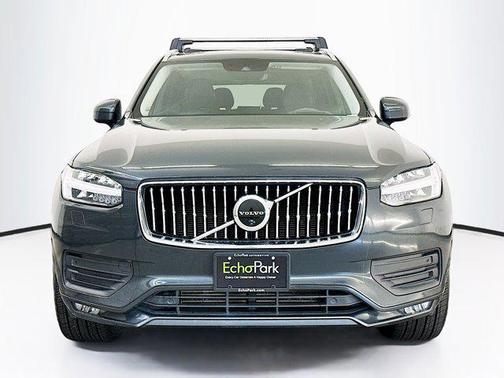2021 Volvo XC90 T6 Momentum
