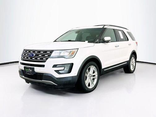 White Platinum Metallic Tri-Coat 2017 Ford Explorer Limited