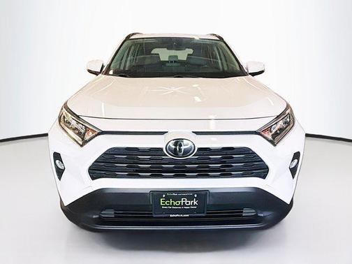 Super White 2020 Toyota RAV4 XLE