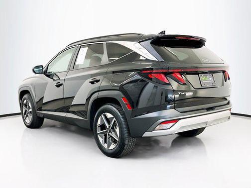 Phantom Black 2025 Hyundai TUCSON SEL