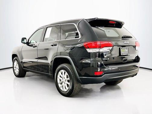 2022 Jeep Grand Cherokee Laredo