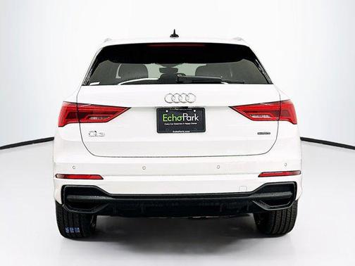 2023 Audi Q3 Premium 45 TFSI S line quattro Tiptronic