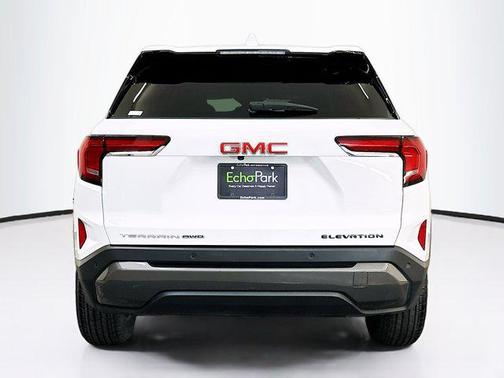 2025 GMC Terrain AWD Elevation