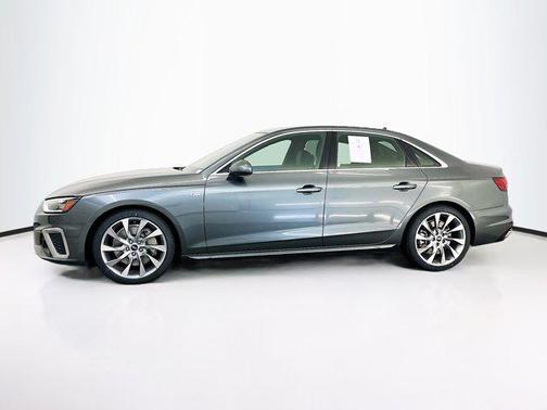 2023 Audi A4 45 S line Premium Plus