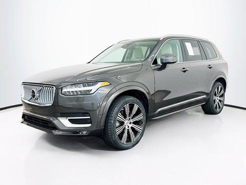 2024 Volvo XC90 B6 Plus Bright Theme 7-Seater