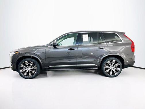 2024 Volvo XC90 B6 Plus Bright Theme 7-Seater