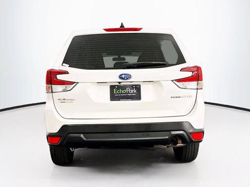 2024 Subaru Forester Base