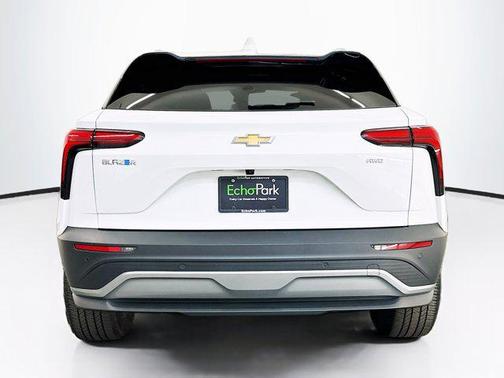 Summit White 2024 Chevrolet Blazer EV eAWD LT