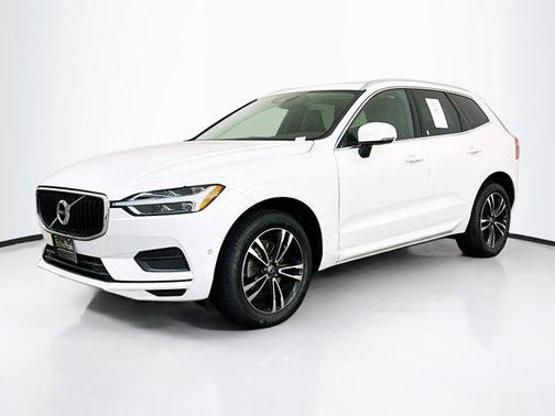 2019 Volvo XC60 T5 Momentum