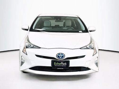 2018 Toyota Prius Three Touring